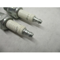 L77JC4 821m CHAMPION ENGINE SPARK PLUG COPPER PLUS SET 2 FOR OUTBOARDS SNOWMOBILES