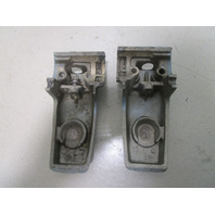 0323108 0323109 Evinrude Johnson Lower Mount Housing Assembly 20-35 HP 1976 - 99