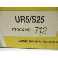 UR5 712 NGK V-Power Spark Plug Shop Pack of 21 for Outboard Engines OMC