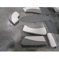 1990 Four Winns Horizon 170 3.0L Interior Seat Cushions Motor Cover Back to Back