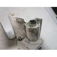 0437146 Johnson Evinrude 1995-99 Starboard Right Lower Engine Cover 200 225+ HP