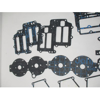 381038 0381038 New OMC Evinrude Johnson Outboard Powerhead Gasket Set NLA