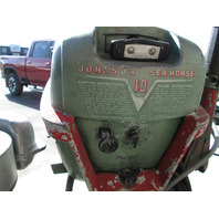 Vintage Antique Johnson 15 Hp Outboard  QD-15 1168186 Turns Over & Shifts