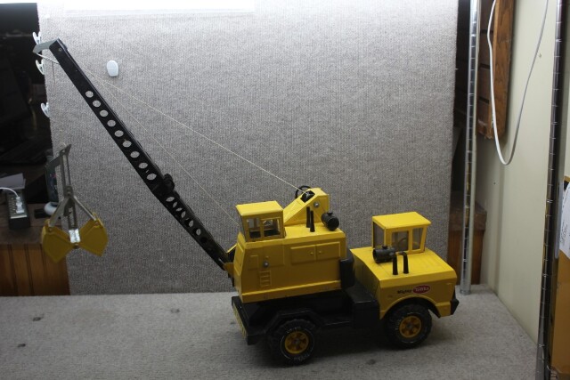 Vintage Mighty TONKA Crane Pressed Steel Truck 3940 All Original Shovel Digger