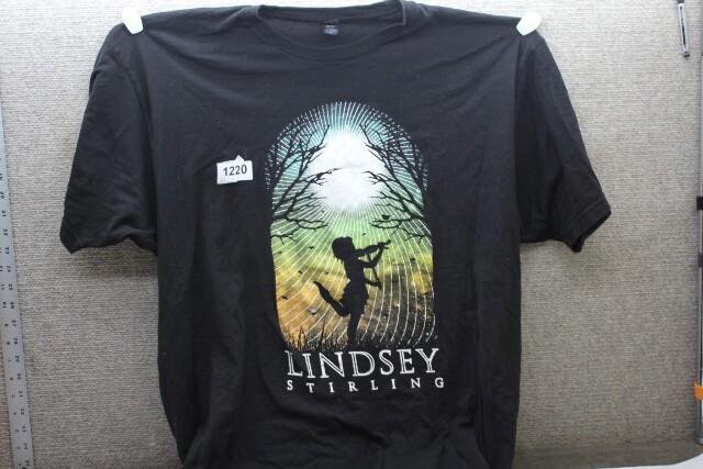 Lindsey Stirling 2015 The Music Box Tour Adult Black XXL Concert Tshirt