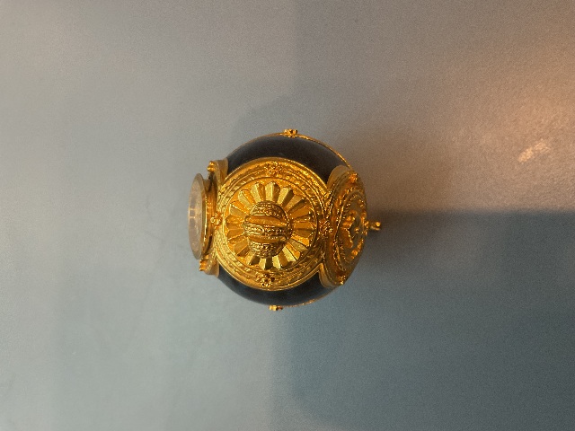 Joan Rivers Imperial Treasures Time Piece Egg