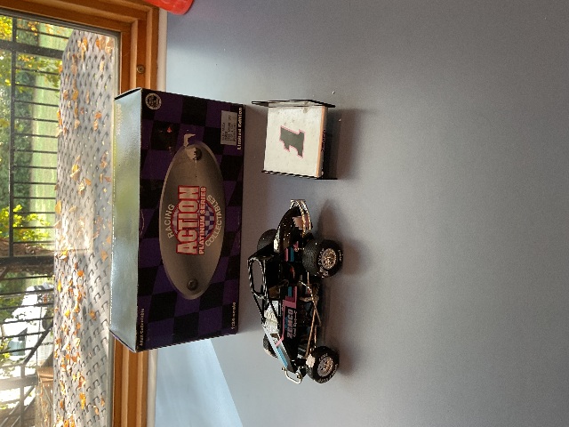 Racing Collectables Action Car Model 1:24 Scale Car Maxim Zemco