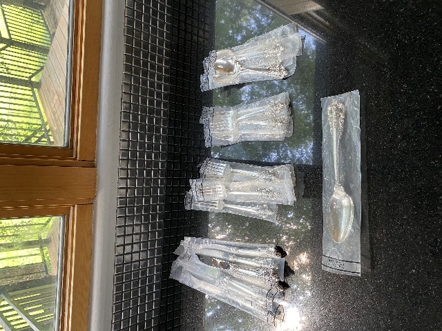 VINTAGE 33 PIECE Wallace Sterling Silverware Service For 8 & Serving Spoon