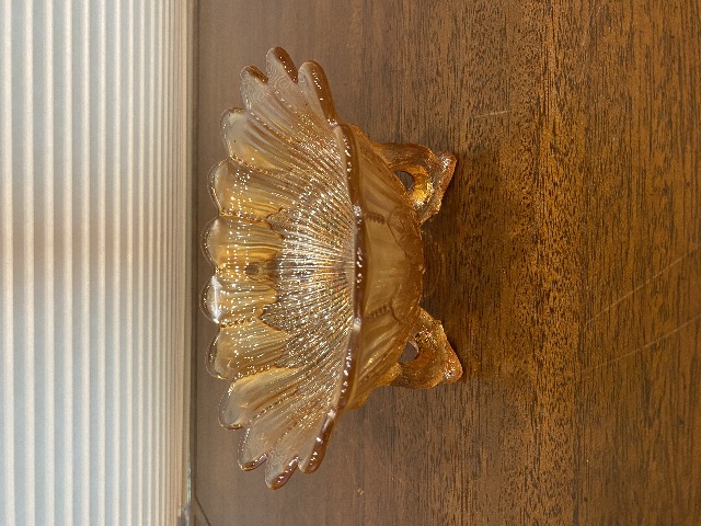 BEAUTIFUL ANTIQUE Northwood Marigold LEAF & BEADS Flared Footed Bowl 6.75"W