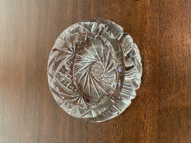STUNNING VTG DEEP CUT HEAVY Crystal PINWHEEL & CRISS CROSS Ashtray Bowl 6"W