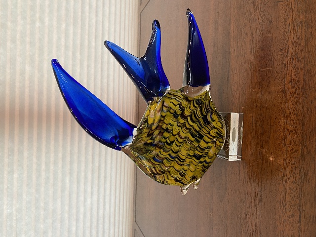 STUNNING MURANO Yellow & Blue Art Glass Angel Fish Sculpture W/LABEL & Flecks 9"