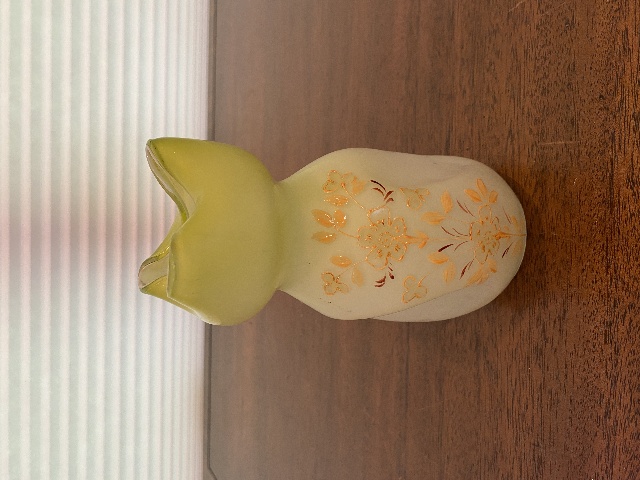 BEAUTIFUL VTG HAND BLOWN Yellow Floral PAINTED Art Glass Vase 6.5"H SIGNED