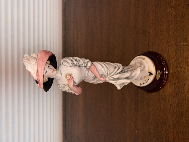 BEAUTIFUL 1998 VTG Florence Giuseppe Armani ALICE Figurine #0718C 10.25"H, ITALY