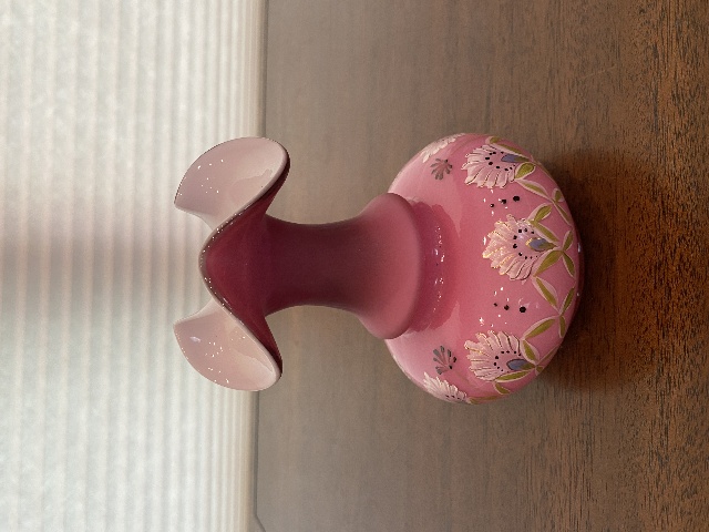 BEAUTIFUL VTG Pink & White Floral PAINTED ALHAMBRA WILD ROSE Glass Vase 6"H