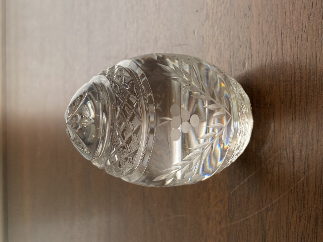 STUNNING Sullivans Crystal Egg Shaped Etched Grapes Paperweight 3.25"H POLAND
