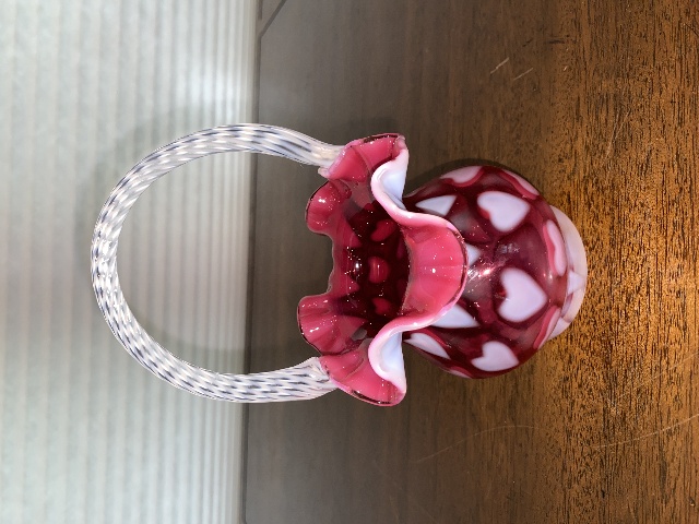 STUNNING VTG FENTON Cranberry Opalescent HEART OPTIC Swirl Handle Basket 7.25"H