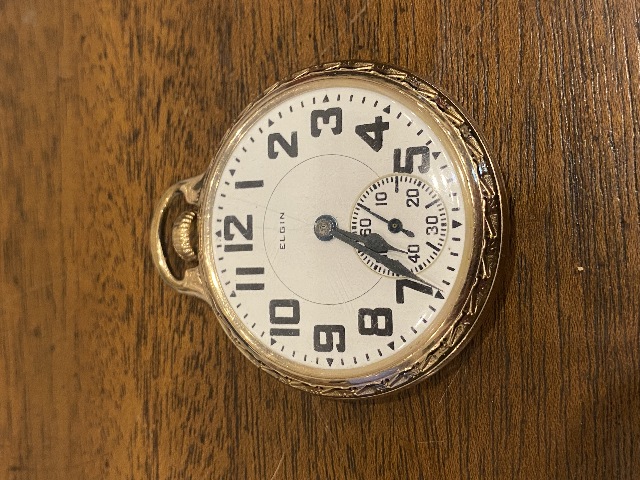 VINTAGE B. W. RAYMOND MODEL 10K Gold Filled Elgin Pocket Watch #8091045 2"