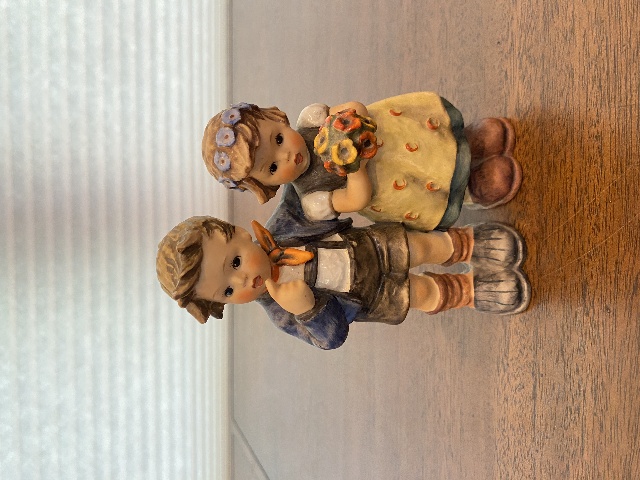 VTG RARE LARGE Hummel "WE CONGRATULATE" Figurine #260/.F, 6.5"H, W.GERMANY TMK5
