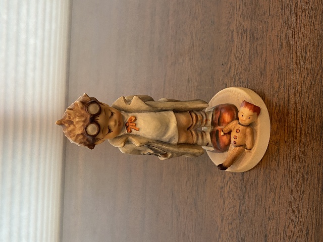 VTG Goebel Hummel DOCTOR Figurine #127, 4.75"H, W.GERMANY TMK5