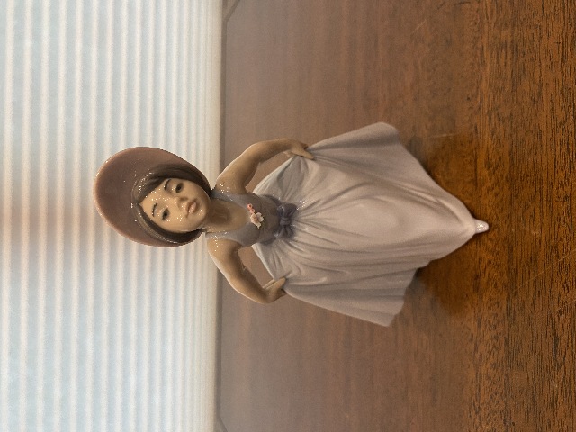 VTG LLADRO DAISY Glossy Porcelain Girl In Dress Figurine #6274 7"H SPAIN