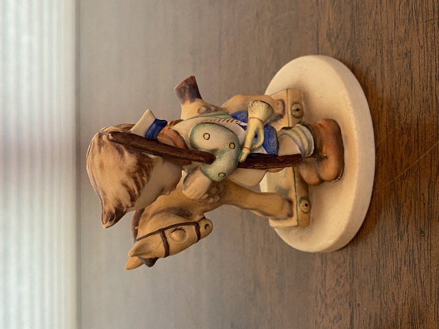 RARE VTG Goebel Hummel BATTLE BEFORE PRAYER Figurine #20 4.25"H, TMK2 FULL BEE