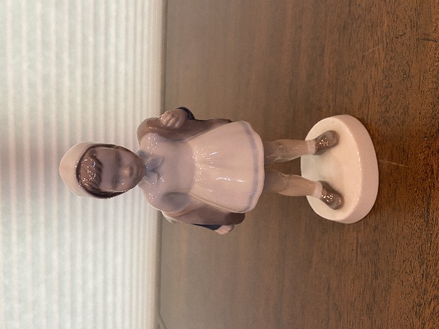 VTG BING & GRONDAHL "MISS CHARMING" Porcelain Figurine #2387 7"H DENMARK