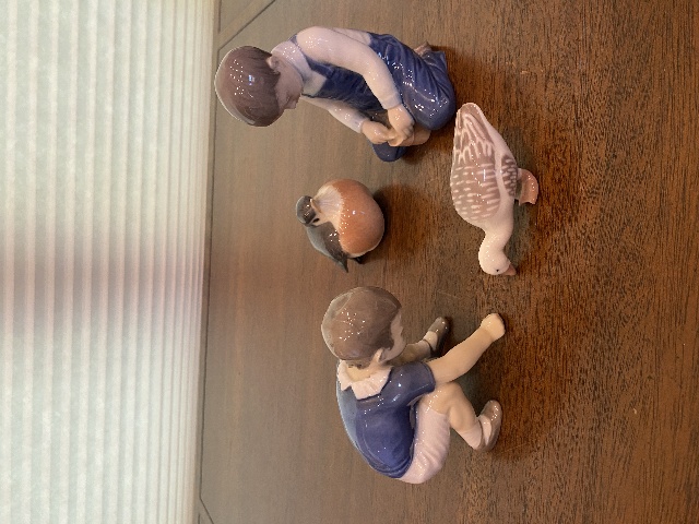 SET(4) VTG BING & GRONDAHL Porcelain Figurines #1636, 2127, 1902, 2266