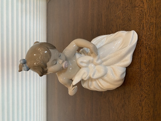 VTG NAO By LLADRO MY BLANKY Glossy Porcelain Figurine #1337 6.25"H SPAIN