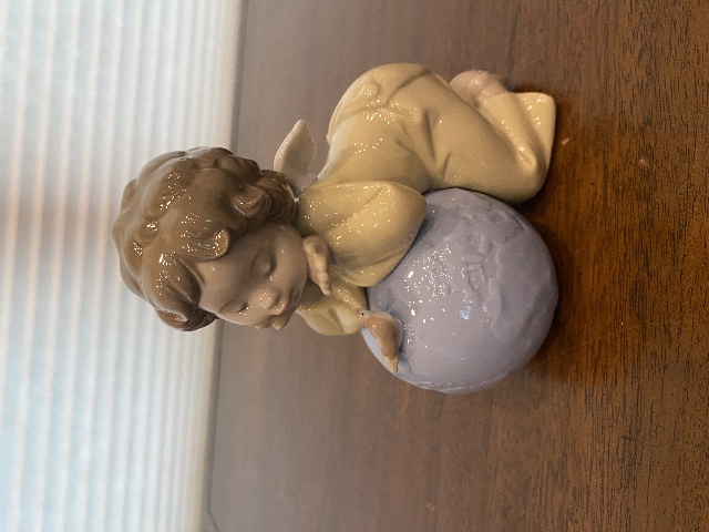 VTG NAO By LLADRO A WORLD OF DREAMS Glossy Porcelain Figurine #1357 6"H SPAIN