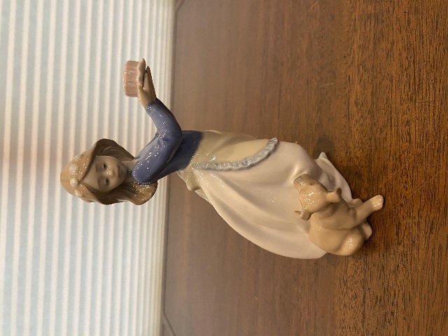 VTG NAO By LLADRO PUPPYS BIRTHDAY Glossy Porcelain Figurine #1045 7.25"H SPAIN
