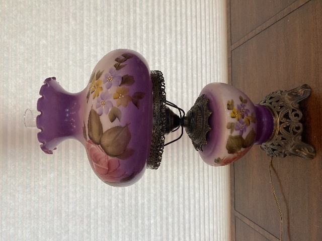 LARGE VTG HANDPAINTED GWTW Purple & White Floral Electric Table Lamp 26"H