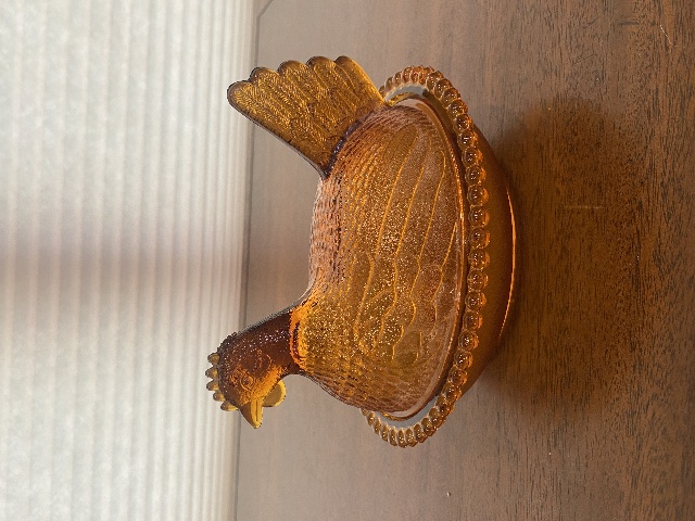 BEAUTIFUL VTG Indiana Glass Honey Amber Glass Nesting Hen Design Candy Dish 7"L