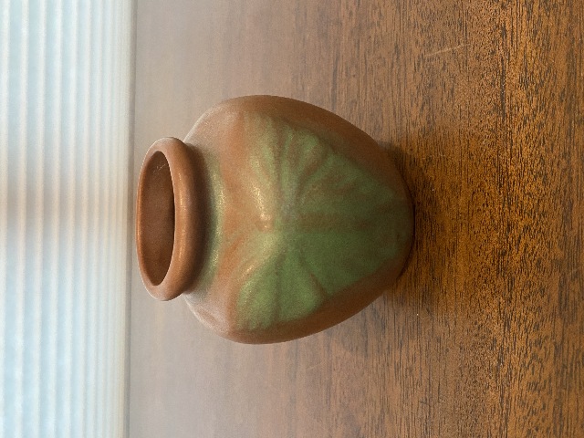 RARE ANTIQUE VAN BRIGGLE Green Butterfly MOUNTAIN CRAG BROWN Pottery Vase 4"H
