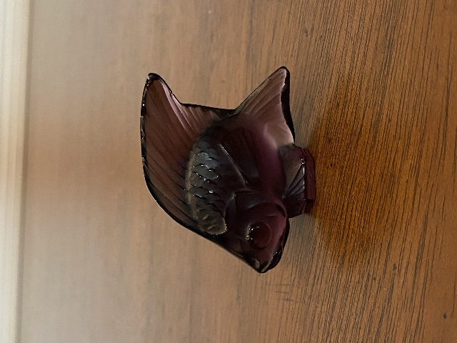 GORGEOUS Small LALIQUE Crystal Dark Purple Fish Paperweight 2"L FRANCE, SIGNED