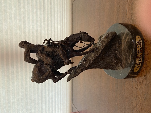 VTG HEAVY BRONZE FREDERIC REMINGTON MOUNTAIN MAN Sculpture SIGNED 11"H DAMAGED