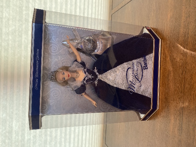 1999 MILLENNIUM PRINCESS SPECIAL MILLENNIUM EDITION Barbie Doll Mattel 24154