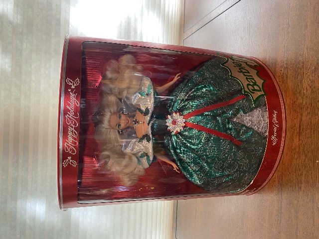1995 SPECIAL EDITION HAPPY HOLIDAYS Barbie Doll Mattel 14123