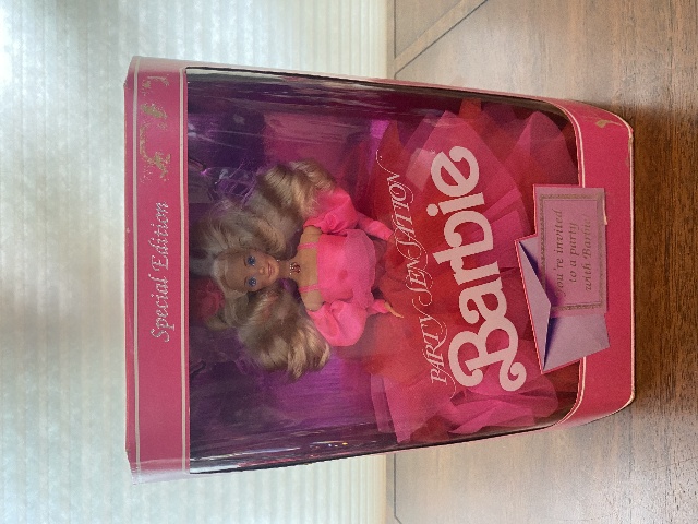 1990 SPECIAL EDITION PARTY SENSATION Barbie Doll Mattel 9025