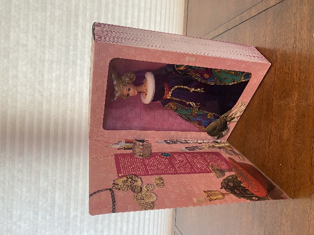 1994 THE GREAT ERAS COLLECTION MEDIEVAL Barbie Doll Mattel 12791