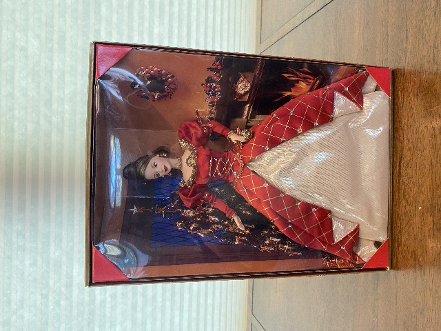 LIMITED EDITION 1999 COLLECTORS CLUB HOLIDAY TREASURES Barbie Doll Mattel 24669