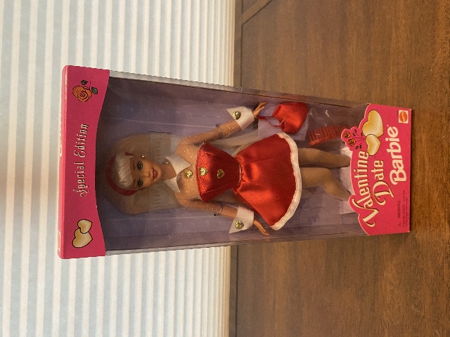 1997 SPECIAL EDITION VALENTINE DATE Barbie Doll Mattel 18306