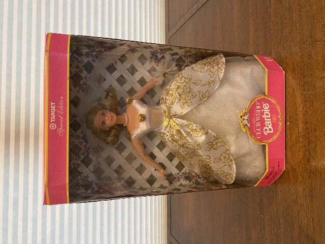 1997 TARGET SPECIAL EDITION CLUB WEDD Barbie Doll Mattel 19717