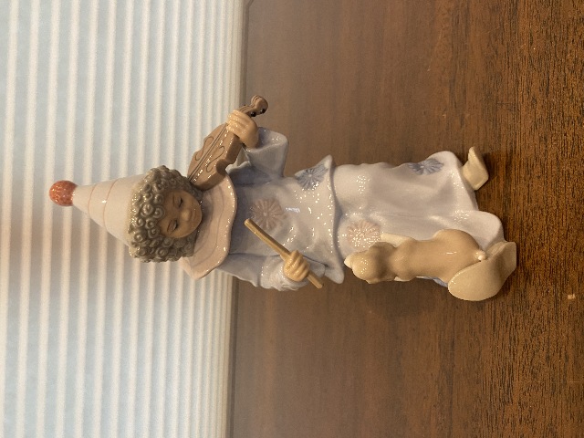 VTG MARIANNES PORCELAIN Clown W/Dog Glossy Porcelain Figurine 7.5"H