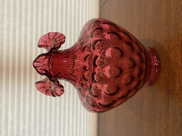 STUNNING LARGE/WIDE VTG FENTON Cranberry Dot Optic Art Glass Vase 11.25"H