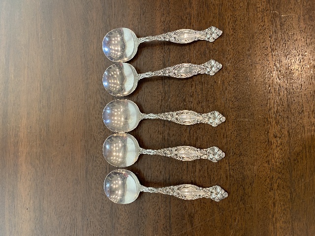 5 ANTIQUE INTERNATIONAL SILVER COMPANY "FRONTENAC" STERLING SILVER Spoons 6 7/8"