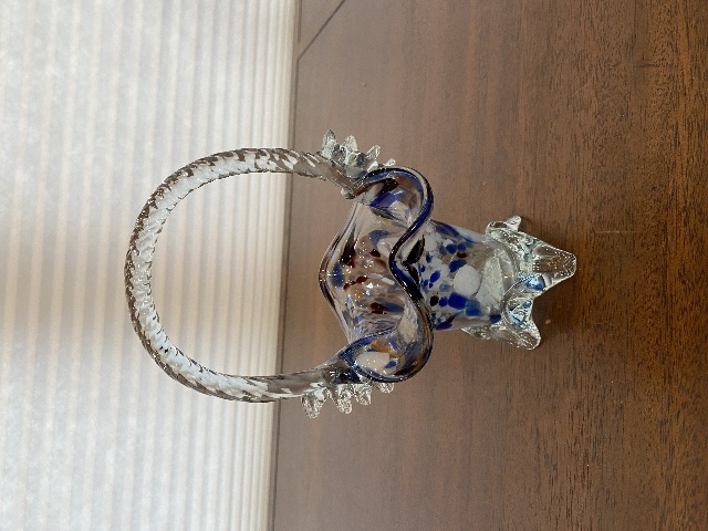 VTG HAND BLOWN Multicolored Splatter Art Glass Basket W/Twisted Handle 7.75"H