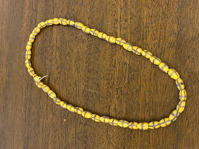ANTIQUE Venetian Yellow French Cross Glass Trade Beads Necklace(44 BEADS)
