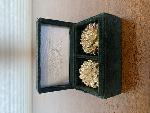 Silver Treasures By Godinger Silver Plated Pine Cone Salt & Pepper Shakers 2"H