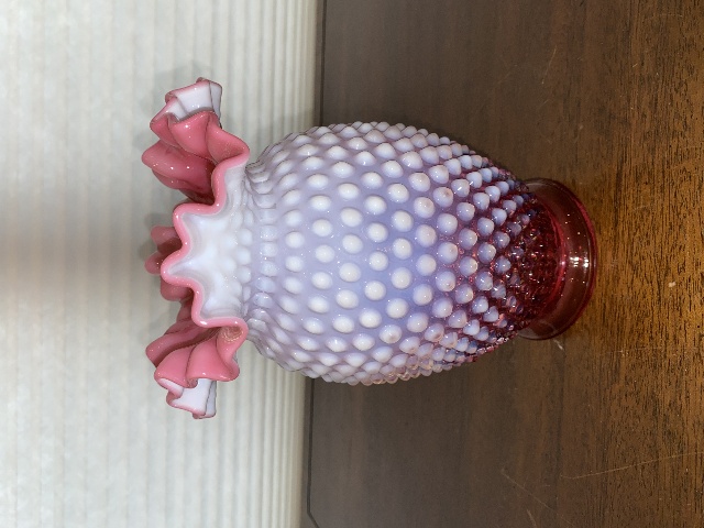 LARGE VTG FENTON Cranberry Opalescent Hobnail Ruffled Rim Art Glass Vase 8.5"H