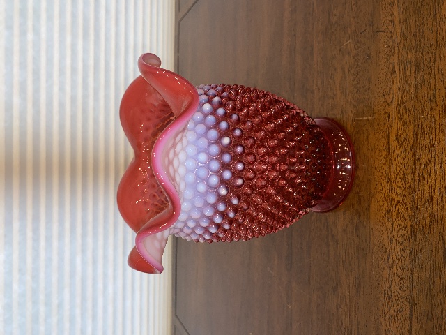 LARGE VTG FENTON Cranberry Opalescent Hobnail Ruffled Rim Art Glass Vase 7.25"H